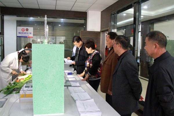 调整大小 重新曝光 方宗泽调研中瑞农贸市场 246.JPG